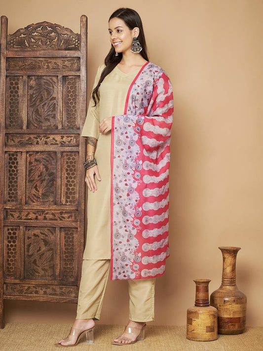 Women Solid Straight Kurta with Pants & Dupatta Set